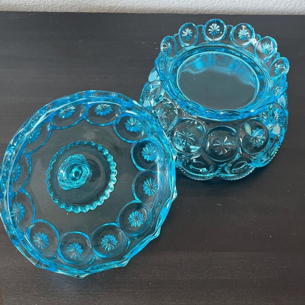 Westmoreland Glass Covered Candy Dish // Moon and Stars Pattern // Aqua Blue - Picture 7 of 9